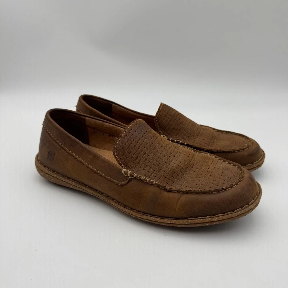 Born Mens 8.5 Brown Leather Perforated Slip On Loafers BM0006206 Handcrafted